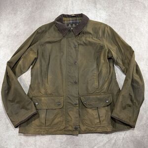 Barbour Beadnell Women's Wax Jacket Olive Size US 8. UK 12 . EUR 38 Tartan Lined